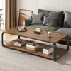 Mesa de centro pequena para salas de estar pequenas, design moderno simples para uso doméstico, adequada para apartamentos de aluguel, mesa lateral quadrada criativa simples para sofá