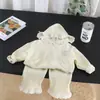 Conjunto de Ropa de Otoño para Niñas, Nuevo Elegante Conjunto de Dos Piezas con Sudadera con Capucha de Manga Larga para Bebés, Primavera y Otoño 2026, Venta al por Mayor