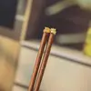 Atacado Gato da Sorte Cabeça de Metal Asa de Frango Madeira Hashi Criativo Hashi de Redwood Sem Pintura Sem Cera Estilo Chinês Madeira Maciça Presentes