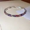 Pulsera wrap de diamantes de colores inspirada en la dopamina, una pieza lujosa y de alta gama, un diseño nuevo y único, una pieza de joyería deslumbrante y llamativa para mujer