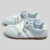 Tênis de Treino Planos Fofos de Nicho Alemães para Mulheres Outono 2026, Sapatos Casuais Esportivos de Moda Versáteis Brancos para Estudantes