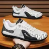 Nuevos zapatos de hombre para verano, zapatillas deportivas casual de malla transpirable, zapatillas de correr ligeras con suelas suaves, antideslizantes y resistentes al desgaste, zapatos estilo Forrest Gump