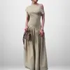 Colección de verano 2026 para mujer, transfronteriza europea y americana: vestido elegante, liso, de cuello asimétrico, plisado, ajustado, sin mangas