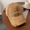 Gorra de Béisbol con Letra Gruesa para Mujer, Combinación Perfecta para Mostrar la Cara, Gorra Pequeña de Copa Dura con Visera Ancha para Cabeza Grande, Sombrero Cremoso-blanco de Moda
