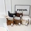 Bolso de diseño nicho para mujer de gran capacidad 2023 nuevo otoño e invierno versátil retro bandolera mensajero bolso dumpling texturizado