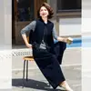 Traje Deportivo Casual de Otoño para Mamá Nuevo Estilo Conjunto de Tres Piezas Rayado de Otoño para Mujeres de Mediana Edad Top de Manga Larga Tallas Grandes para Mujer