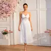 Camisola larga de satén con encaje para mujer, estilo europeo y americano, con cuello en V, lazo desmontable y almohadillas en el pecho, adecuada para estar en casa y dormir, estilo 1286