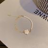 Pulsera Camelia de Perlas Nueva 2025 para Mujer Ins Moderna Más Fácil de Combinar Temperamento Lujoso Ligero Celebridad de Internet Mismo Estilo Pulsera