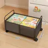 Estante de almacenamiento para mochilas escolares, carrito móvil para libros, soporte metálico para bolsas al lado de la mesa, estantería de almacenamiento con ruedas debajo del escritorio