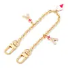 En stock nuevo H-239 adecuado para cadena de modificación de bolso Coach Torre Eiffel helado diy bolsa decorativa accesorio versátil