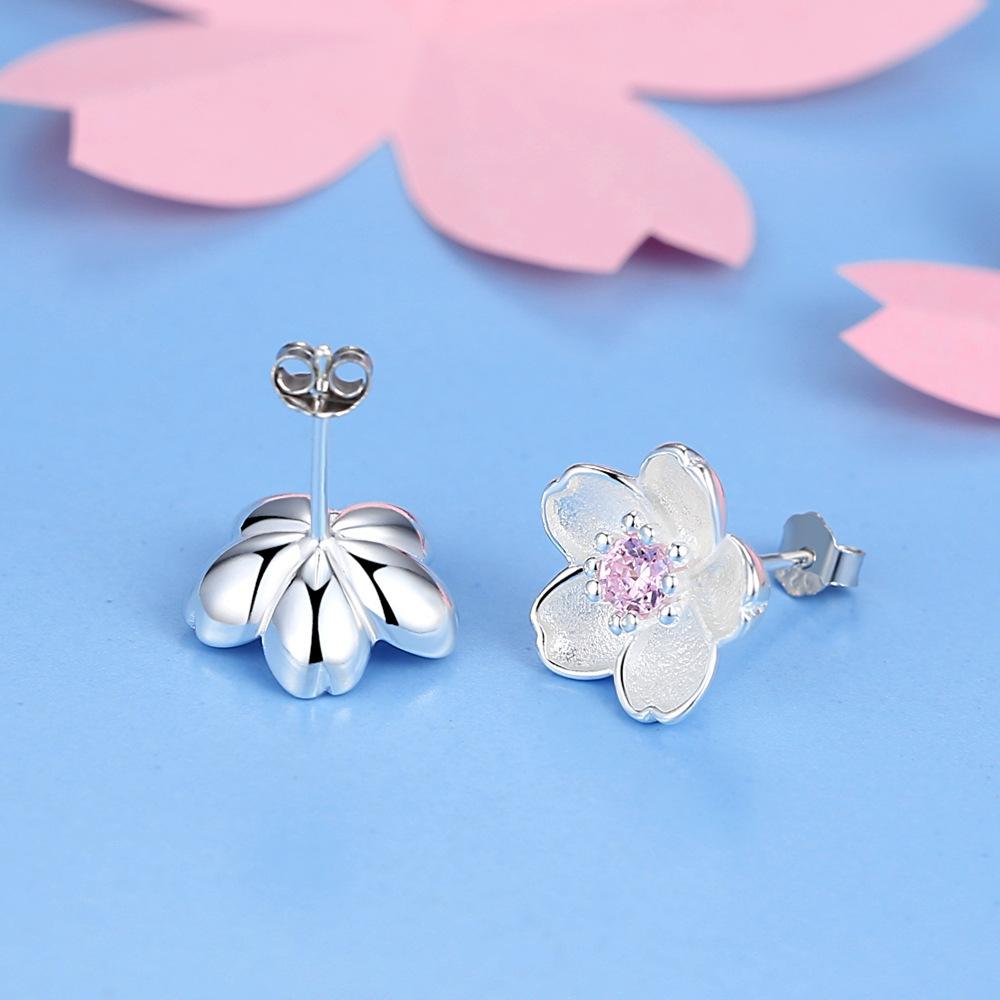 3967139520_2014429880