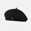 Boina Elegante de Lana Nueva Otoño/Invierno 2026 para Mujer, Moderna y Versátil, Sombrero de Artista Adelgazante