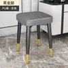 Taburete de madera maciza para uso doméstico, taburete bajo, taburete cuadrado, apilable, taburete resistente de madera maciza, silla simple moderna para mesa de comedor, banco pequeño