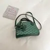 Outono 2026 Nova Bolsa Quadrada Pequena de Boliche Feminina de Ombro Único Transversal Bolsa de Mão Fashion Versátil Bolsa de Corrente Tendência Transfronteiriça