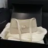 2026 Bolso de Axila Texturizado Simple de Moda Bolso de Hombro Nuevo para Otoño e Invierno Bolso Casual de Diseño de Nicho para Mujer