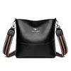 Bolso Cubo para Mujer 2023 Nuevo Bolso de Hombro Cruzado para Mujer de Cuero Suave Simple Versátil para Todas las Ocasiones Bolso de Gran Capacidad para Adultos Mayores Moderno