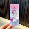Colgante de cadena para teléfono con pompón de cuentas de corazón de dibujos animados para mujer, llavero acrílico, accesorio para bolso, pequeño regalo al por mayor