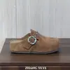 Chinelos Birkenstock de meia YEYE estilo floresta retrô com sola grossa e tachas para mulheres, novo design de nicho para o início do outono, chinelos casuais confortáveis