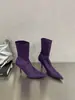Botas de Tacón Alto Puntiagudas Elásticas de Temporada First Encounter para Mujer, Botines Ceñidos para Otoño e Invierno, Disponibles en Múltiples Colores para Combinar con Faldas