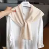 Xale de Tricô Coreano Versátil e Tendência 2025 para Mulheres, Peça de Roupa para Primavera e Outono, Gola Falsa, Cachecol para Cobrir os Ombros de Vestido