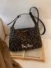 Bolso Casual de Moda 2025 Nueva Moda Bolso Tote Retro de Gama Alta Bolso Cruzado Trendy Simple de Color Sólido