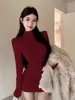 Estilo Chica Sexy Hot Puro Deseo Ajustado Terciopelo Fino Cepillado Interior Cuello Medio de Tortuga Cubre Cadera Vestido Básico Falda Corta