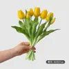 Flor Artificial Buquê de Tulipas de 7 Cabeças Flor Falsa Arte Floral Flores Secas Artificiais Enfeites de Decoração para Casa Borracha Macia Atacado Transfronteiriço