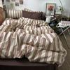 Juego de cuatro piezas sencillo para funda de edredón estilo japonés a cuadros simples de algodón lavado para dormitorio, sábana de tres piezas individual doble