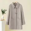 Casaco de Lã Elegante de Comprimento Médio, Dupla Face, Estilo Mãe, Novo Estilo Outono e Inverno 2025, Estilo para Mulheres de Meia-Idade e Idosas