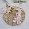 Flor Artificial de 3 Cabezas Lirio Pequeño Decoración Ventana de Monet Pasillo de Boda Decoración de Pared de Fondo Materiales Florales Flores Falsas