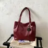 Bolsa de Hombro Grande de Color Sólido para Debajo del Brazo para Mujer 2026 Nuevo Estilo Diseño de Nicho Sentido de Diseño Moda Simple Bolso de Hombro para Viajes