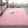Venta al por mayor transfronteriza de mantas suaves de felpa de seda de color sólido teñidas en degradado para sofás, mantas refrescantes para dormitorios, mantas de mesita de noche y alfombras de sala de estar de cuerpo entero.