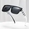Gafas de Sol de Moda Cadena Grande Dorada Patas Retorcidas Chapadas en Oro Gafas Punk Héroe Local Exhibición Callejera Gafas de Sol Comercio Exterior Transfronterizo