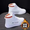 Tênis de cano alto, leves e confortáveis, para mulheres, nova coleção outono/inverno 2026, sapatos casuais versáteis, tênis brancos, forrados com fleece para aquecimento, sapatos de algodão