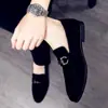Moda Británica de Invierno Zapatos Casuales de Cuero con Punta Zapatos sin Cordones para Salón de Peluquería de Discoteca Zapatos Mocasines que Aumentan la Altura Zapatos Cálidos de Algodón para Hombre