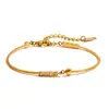 Diseño Silenciosamente Elegante, Estilo Clásico, Pulsera de Acero Inoxidable y Oro de 18 Quilates con Diamantes Blancos y Líneas Suaves, Joyería de Pulsera de Acero Inoxidable
