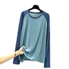 Camiseta de manga larga de modal para hombre para primavera y otoño, versátil para usar como capa exterior, top de cuello redondo con bloques de color, camiseta básica adelgazante