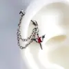Nuevo Arete de Titanio con Cadena de Ala de Zircón Rojo Estilo Retro Oscuro, Stud para Hélice de Oreja, Subcultura Y2K, Stud para Lóbulo de Oreja para Mujer