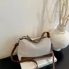 Bolso popular de este año 2026 principios de otoño nuevo bolso para mujer bolso de hombro único esmerilado retro bolso cruzado de aspecto casual