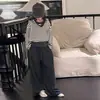 Conjunto de sudadera con capucha a rayas estilo coreano para niñas, atuendo de otoño para niños mayores, top corto, pantalones de chándal de pierna ancha, conjunto casual de tres piezas