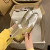 Sapatos Mary Jane baixos versáteis estilo francês para mulheres, novo modelo primavera e outono 2026, adequados para usar na rua, delicados e fáceis de combinar com saias, sapatos de couro pequenos