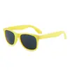 Óculos de Sol Neon, Atacado Retrô para Homens e Mulheres Adultos, Multicoloridos, Óculos de Sol Clássicos para Festas, Enchimento de Sacolas de Lembrancinhas, Aniversário, Verão, Praia, Casamento, Festa na Piscina, Lembrancinhas