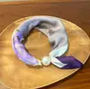 Colar de lenço de seda com pérolas e fecho magnético para mulheres, corrente fina para clavícula de verão, lenço pequeno retrô francês, lenço decorativo para o pescoço