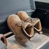 Botas de Moda Infantis Novas Outono/Inverno 2025 Botas Curtas Britânicas Estilosas Versáteis Solado Macio Botas Amarelas