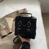 Mochila Pequena Estilo Faculdade 2025 Novo Estilo Moderno Bolsa de Ombro para Sair Mochila de Viagem Leve para Mulheres