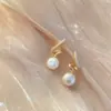 Nuevos Pendientes de Plata S925 con Aguja Coreana Dongdaemun Diseño de Nicho Pendientes de Perla de Diamante Retorcido Simples Versátiles para Mujeres