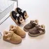 Sapatos de Algodão Jingqi para Crianças 2026 Novo Modelo de Inverno Sapatos Quentes de Inverno com Forro de Lã de Cordeiro Sapatos Duplos de Algodão para Bebês Meninas