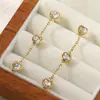 Pendientes de Acero de Titanio con Circonita Corazón de Amor Nicho Lujo Ligero Gama Alta Pendientes de Botón Simples Pendiente de Borla Joyería