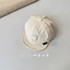 Chapéu de Bebê de Algodão e Linho Macio Estilo Fino de Primavera e Verão Boné de Baseball Aba Macia Unissex Proteção Solar para Bebês e Crianças Sombra