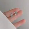 Aguja de Plata de Ley S925 Zircón Rosa Agujeros para las Orejas Pendientes de Botón para Mujer 2025 Nuevo Nicho Sentido Avanzado Pendientes Libres para Dormir